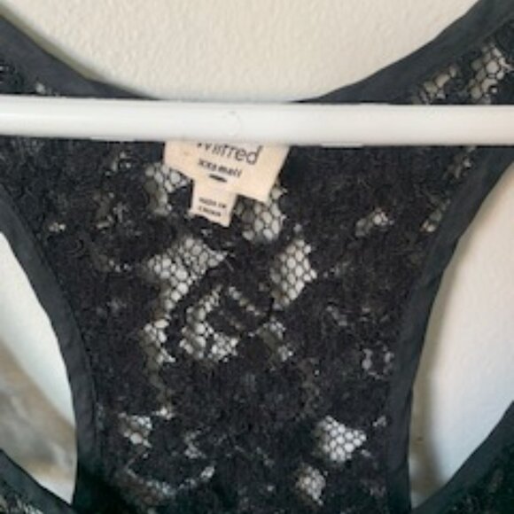 Aritzia Wilfred Madeline lace tank top black halter - Picture 4 of 4